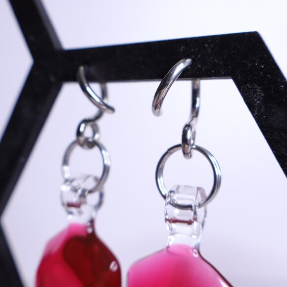 GLASSWEAR STUDIOS Handmade Pinot Noir Red Rupee Weights 10g/2.5mm Hangers - Picture 5 of 8